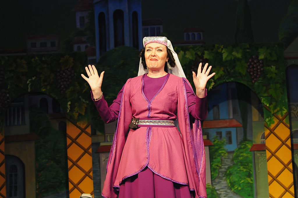 A.S. Puşkin adyndaky teatr hakda monologlar: Olga Wolkowanyň durmuş ýolundan parçalar   