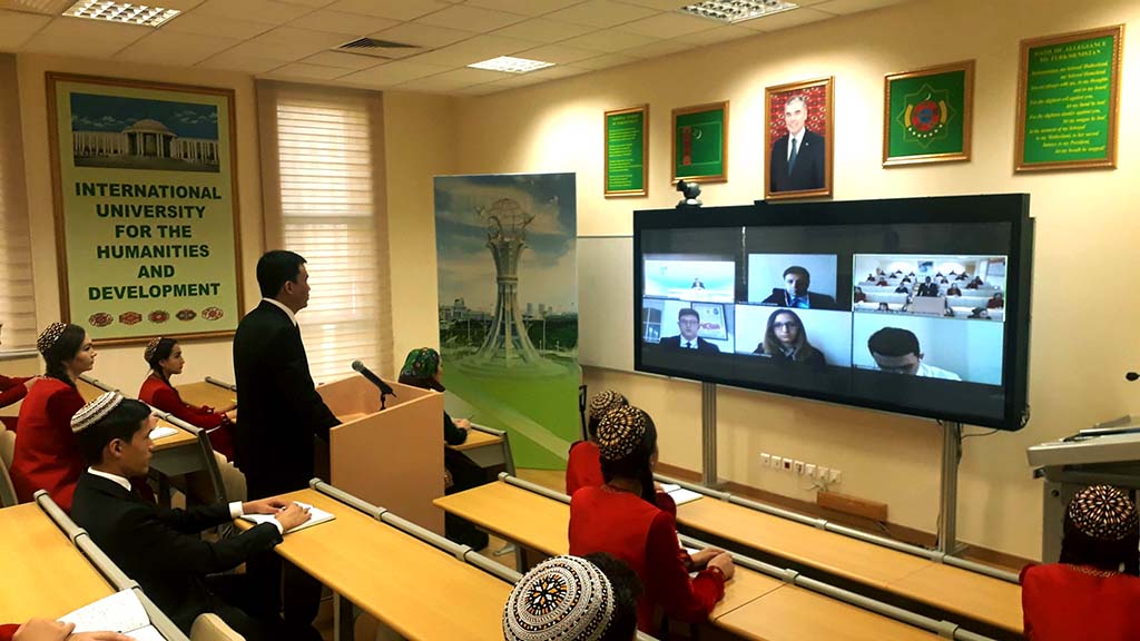 МИД Туркменистана организовал международные вебинары по теме нейтралитета 