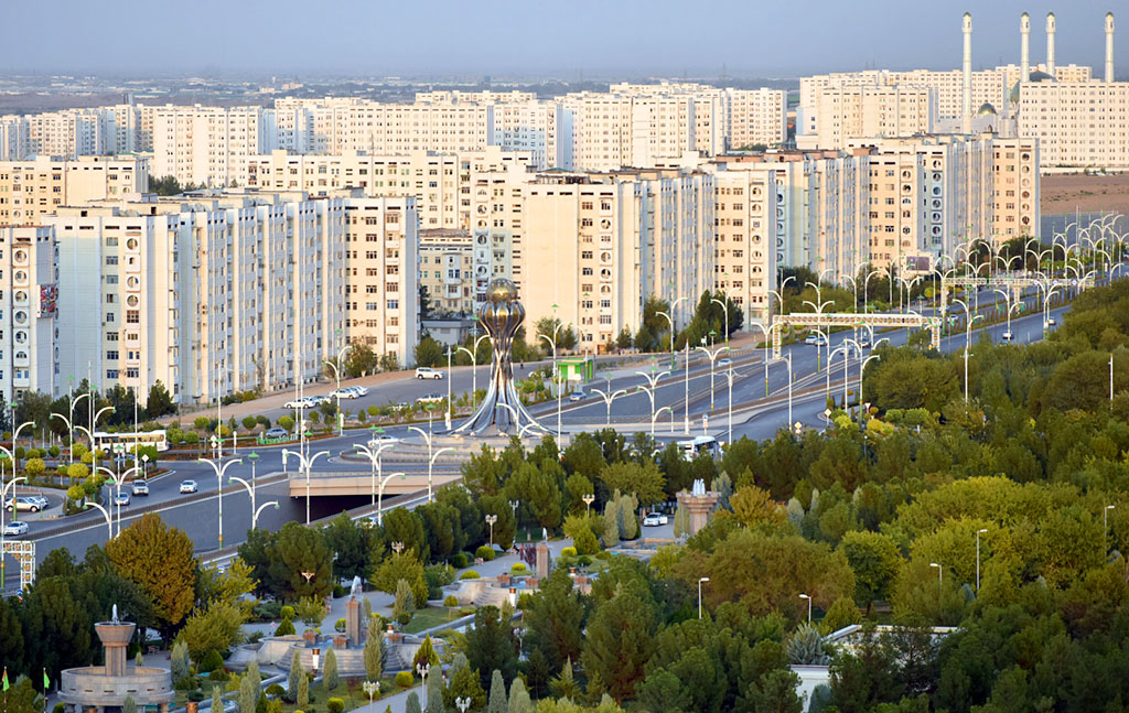 Gurluşyk-senagat toplumy