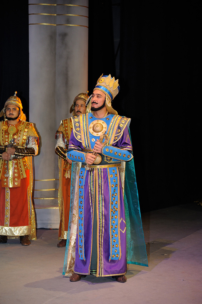 Baş drama teatry: aktýor bütin ömrüne öwrenip ýörmeli