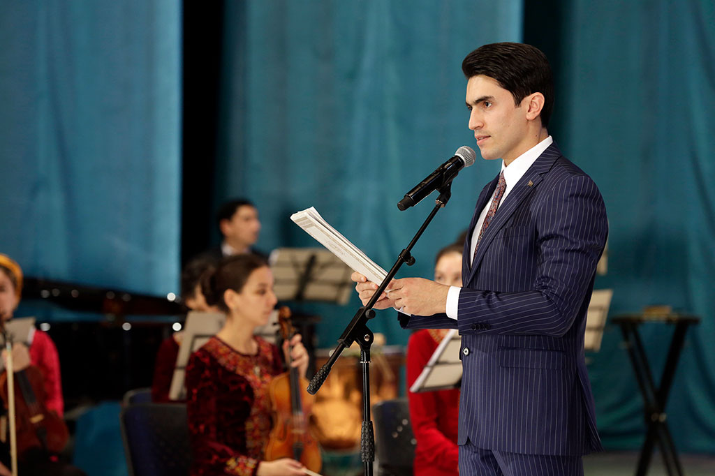 Türkmen paýtagtyndan Dunaýyň kenarlaryna çenli wideoköpri