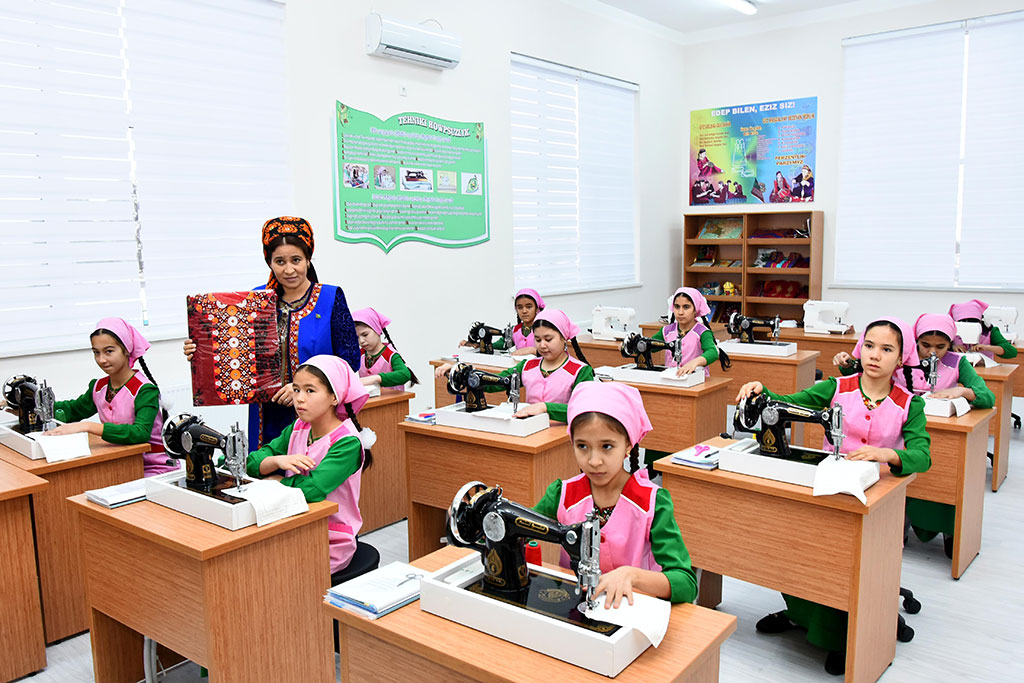 Watanymyzyň paýtagtynda täze binalaryň açylyş dabaralary